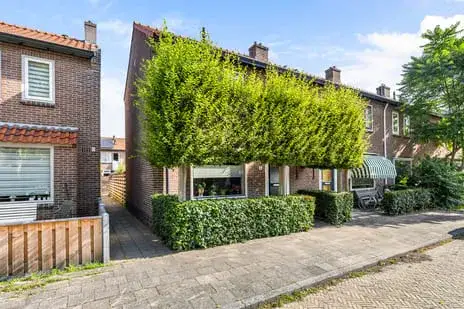 Hoekwoning te koop: Van Miereveltstraat 8, Het Noorden Zwolle