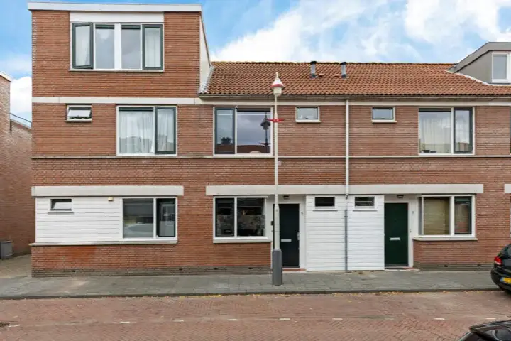 Tussenwoning te koop: Van Oosterwijk Bruynstraat 1L, Laakkwartier-West 'S-Gravenhage