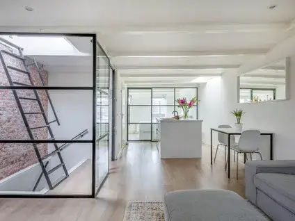 Studio te koop: Van Ostadestraat 374-4, Willibrordusbuurt Amsterdam