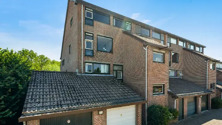 Appartement te koop: Van Oudshoornhove 6, Hovenbuurt-Oost Zoetermeer