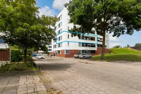 Apartment for sale: Van Ravesteyn-erf 559, Van Ravesteijn-erf en omgeving Dordrecht