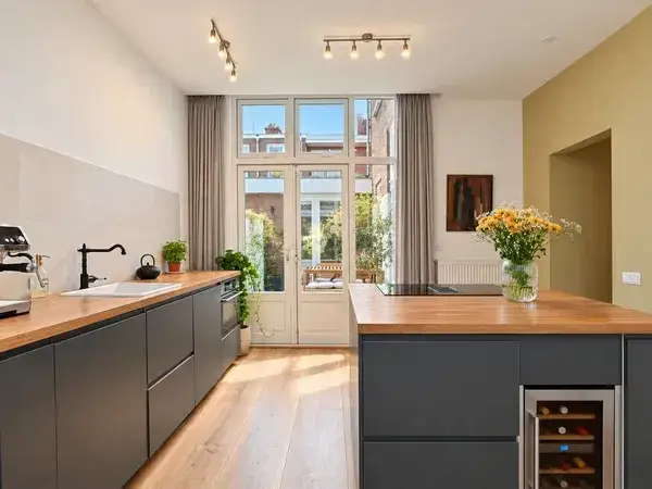Apartment for sale: Van St. Aldegondeplein 5, Geuzenkwartier 'S-Gravenhage
