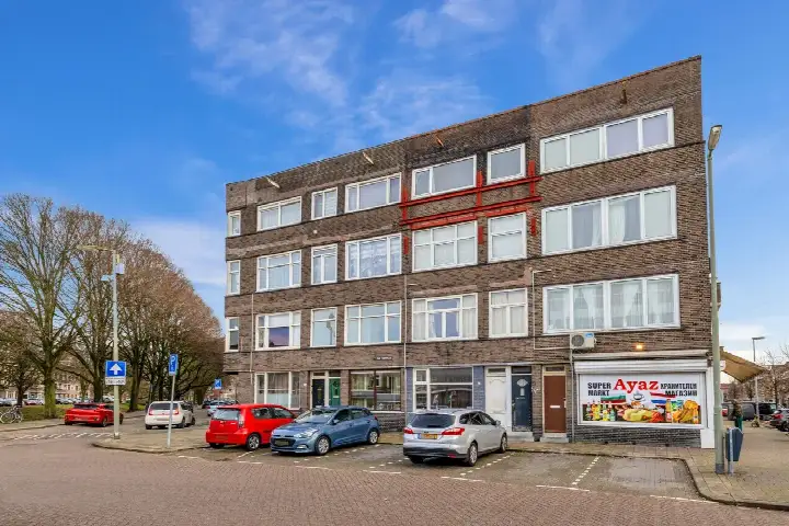 Apartment for sale: Van 't Hoffplein 1, Boylebuurt Schiedam