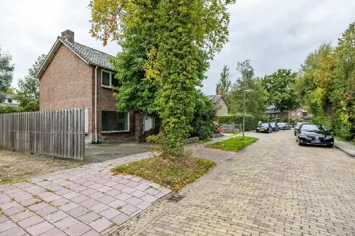 Semi-detached for sale: Van Trojenweg 3, Haren-Zuidoost Haren (Gr)