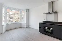 Apartment for rent: Van Walbeeckstraat 21-2, Postjeskade e.o. Amsterdam