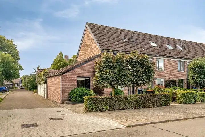 Hoekwoning te koop: Van Wijnbergenlaan 47, De Vaarst Barneveld