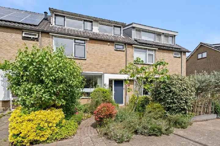 Tussenwoning te koop: Van Wijnbergenstraat 20, Boekelo Bennekom