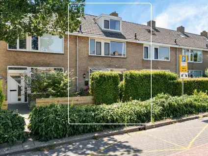 Tussenwoning te koop: van Woudeweg 28, Woubrugge-West Woubrugge