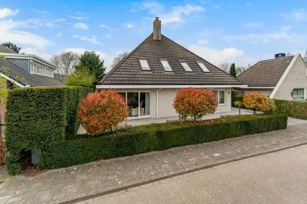 Vrijstaande woning te koop: Van Beethovensingel 12, Nieuweland 1 Barendrecht