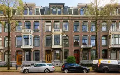 Terraced house for sale: Van Eeghenstraat 83, Cornelis Schuytbuurt Amsterdam