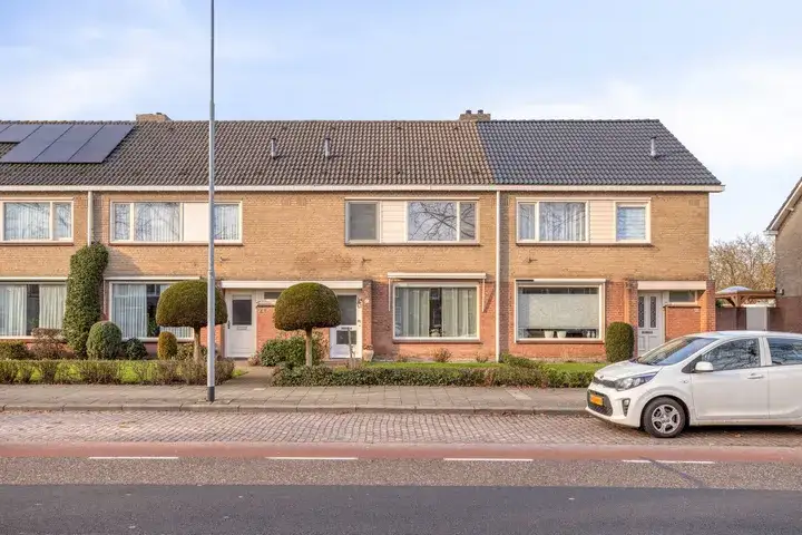Terraced house for sale: Van Hogendorpplein 45, Hoogeind Goirle