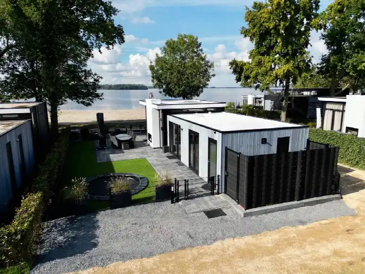 Vrijstaande woning te koop: Varelseweg 211-2005, Verspreide huizen Zuiderzeeland Hulshorst Hulshorst