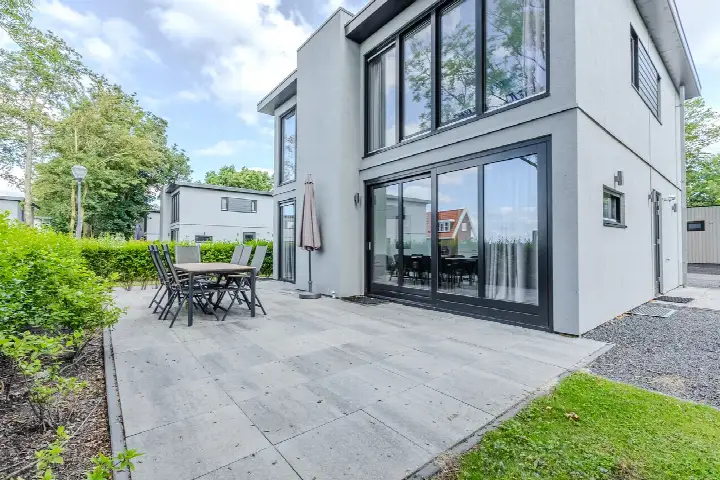 Woning te koop: Varelseweg 211STRAND-31, Verspreide huizen Zuiderzeeland Hulshorst Hulshorst