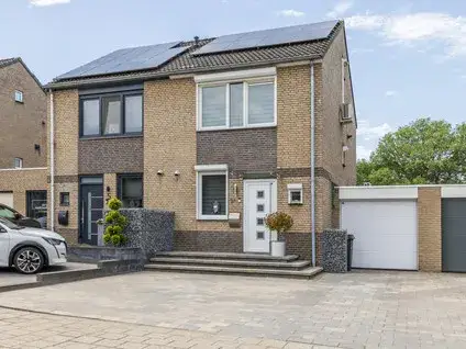 Tussenwoning te koop: Varenbeukerweg 5A, Nieuw-Einde Heerlen