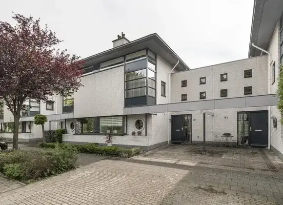 Terraced house for rent: Varenkade 39, Bergsche Ackers Bergschenhoek