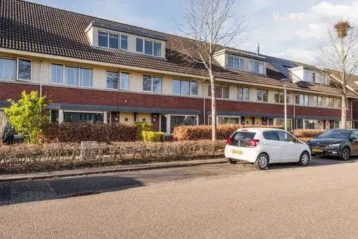 Tussenwoning te koop: Vasalisstraat 44, Literatuurwijk Midden-west Almere