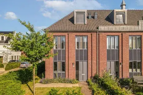 Corner house for sale: Vecht en Veld 30, Vreeland Dorp Vreeland