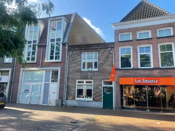 Tussenwoning te koop: Vechtstraat 8, Bagijneweide Zwolle