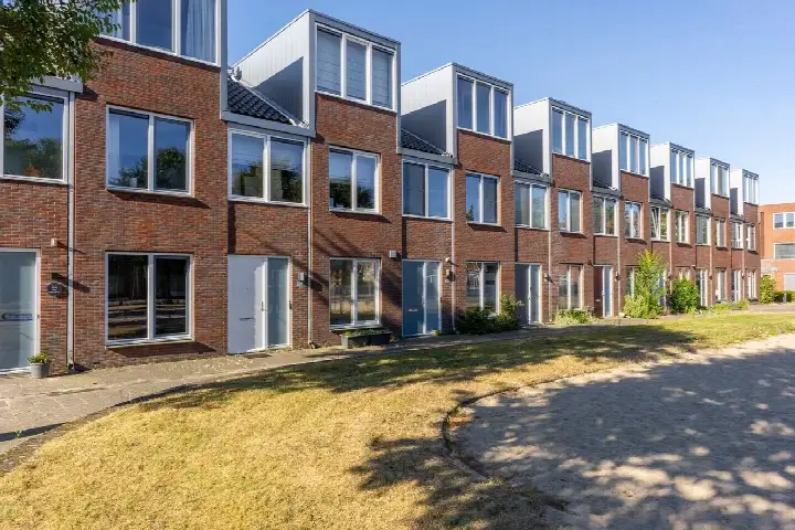 Tussenwoning te koop: Vedergraslaan 48, Vleuterweide-West Vleuten