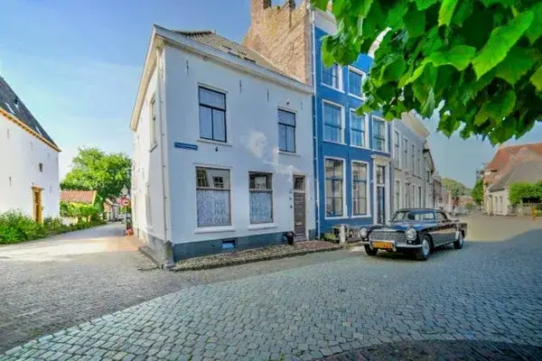 Hoekwoning te koop: Veerpoortstraat 9, De oude Stad binnen de gracht Doesburg