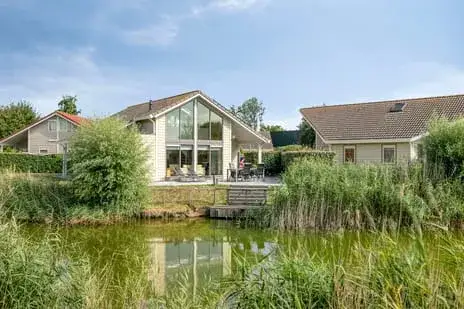 Vrijstaande woning te koop: Veerse Meerdreef 22, Verspreide huizen Kortgene Kortgene