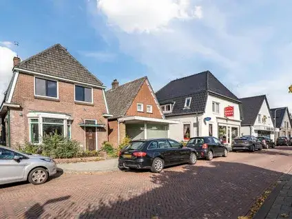 Twee-onder-één-kap te koop: Veerweg 72, Rheden Rheden
