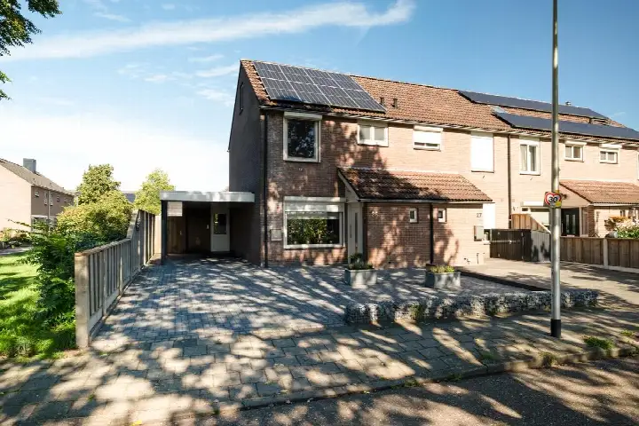 Corner house for sale: Veldkamp 25, Overdinkel kern Overdinkel