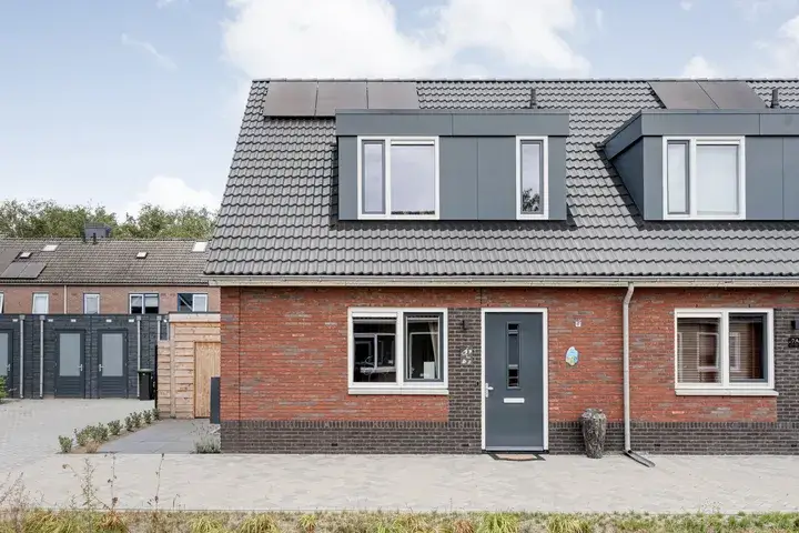 Corner house for sale: Veldkamp 9, Overdinkel kern Overdinkel