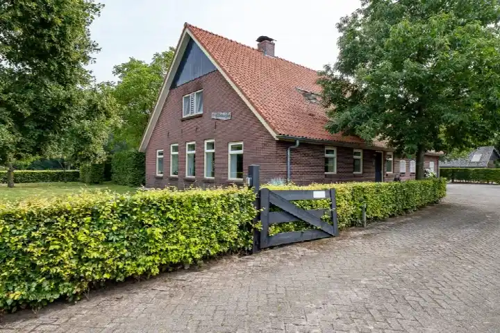 Detached house for sale: Veldsnijderweg 12, Verspreide huizen Stepelo (gedeeltelijk) Haaksbergen
