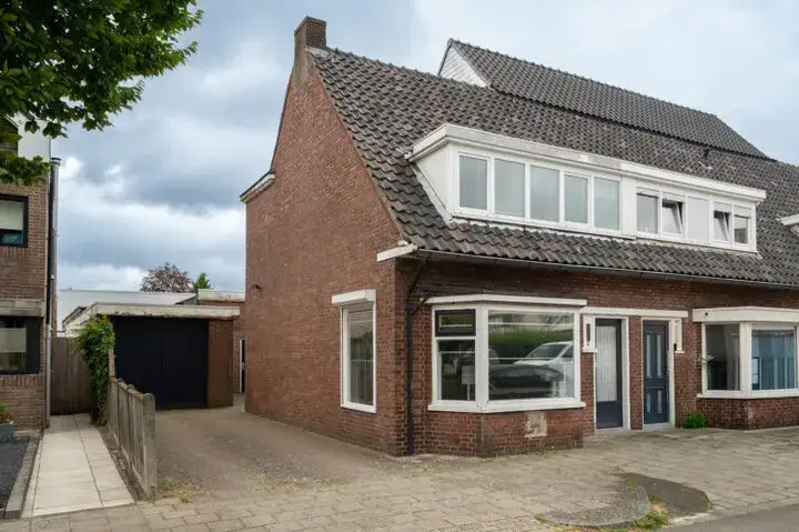 Tussenwoning te koop: Veldstraat 4A, Bentveld-Bultserve Enschede