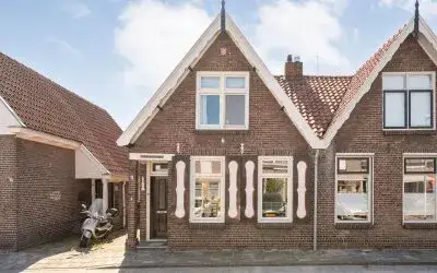 Twee-onder-één-kap te koop: Veldweg 9, Zomerdijk Zwartsluis