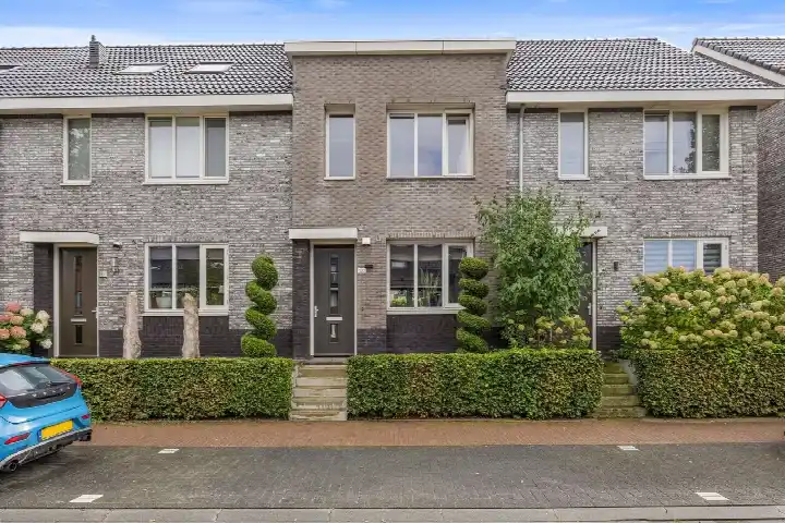 Tussenwoning te koop: Vellerselaan 100, Veller Barneveld