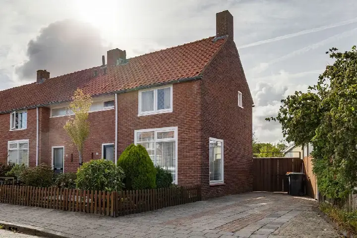 Corner house for sale: Venestraat 18, Winterswijk-Zuidwest Winterswijk