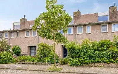 Terraced house for sale: Venetiëstraat 31, Heesterakker Eindhoven