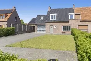 Twee-onder-één-kap te koop: Venusstraat 5, Geleen-Centrum Geleen
