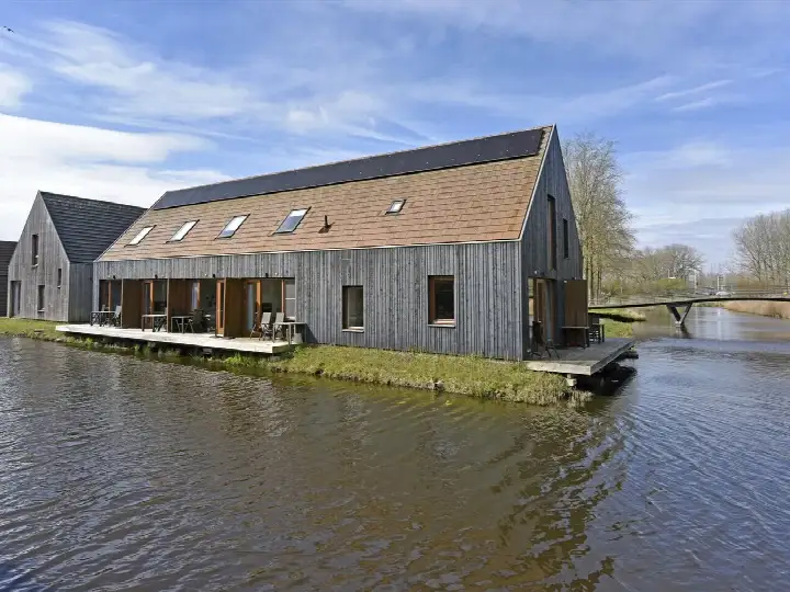 Corner house for sale: Verlengde Breevaart 3-7, Reeuwijkse Hout Reeuwijk