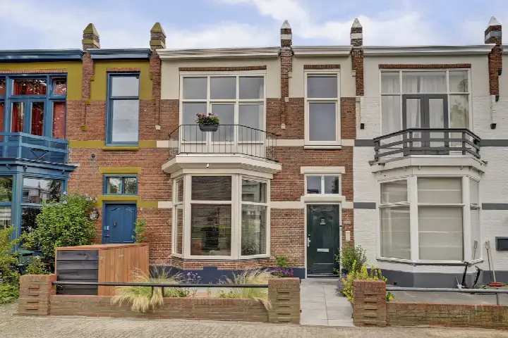 Terraced house for sale: verstolkstraat 3, Achter de Hoven Leeuwarden