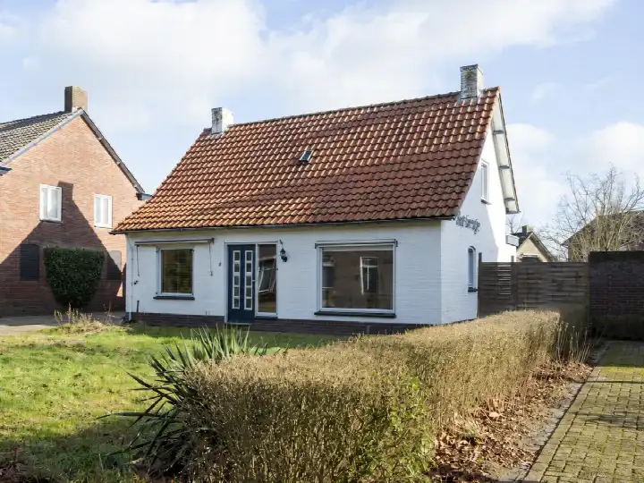 Woning te koop: Vessemseweg 8, Hoogeloon Hoogeloon