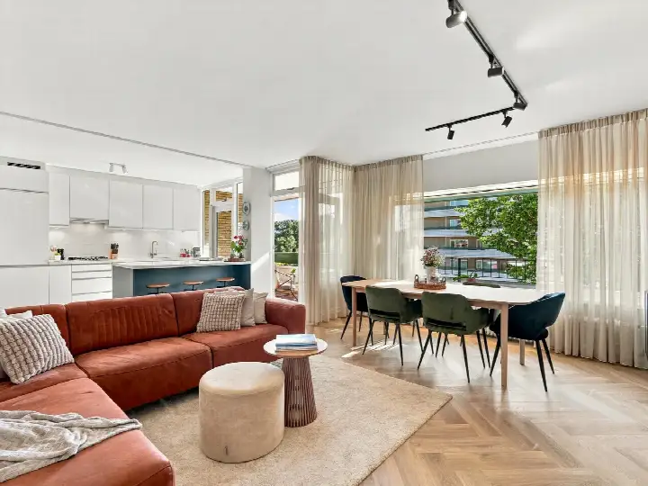 Apartment for sale: Vesuvius 22, In de Wolkenbuurt Amstelveen
