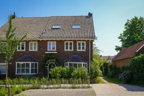 Hoekwoning te koop: Victorialaan 18, Taalstraat en omgeving Vught
