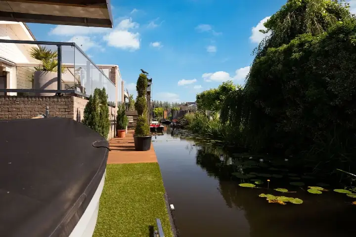 Detached house for sale: Vier Heultjes 213, Capelle / Nieuwe Vaart Sprang-Capelle