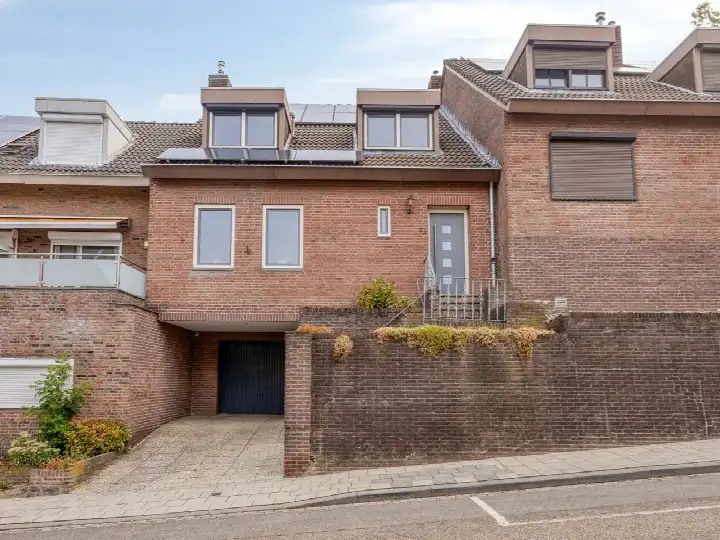 Terraced house for sale: Vijlenberg 93, Vijlen Vijlen