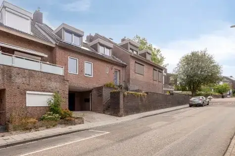 Tussenwoning te koop: Vijlenberg 93, Vijlen Vijlen