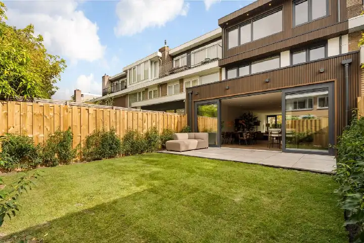 Tussenwoning te koop: Vijverhoef 50, Buitenveldert-Zuidwest Amsterdam