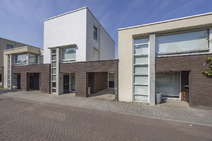 Tussenwoning te koop: Villa Spaanse Ruiter 90, Landgoed Driessen Waalwijk
