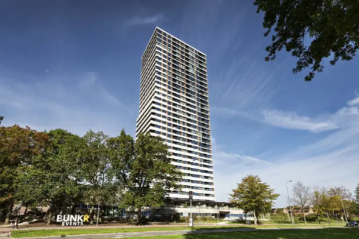 Apartment for sale: Vincent van den Heuvellaan 21, Woenselse Watermolen Eindhoven