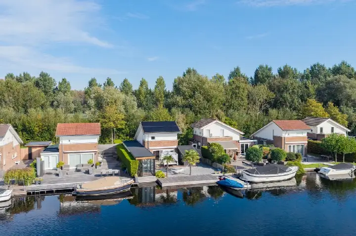 Detached house for sale: Vinkenkade 77R66, Vinkeveen Plassengebied Vinkeveen