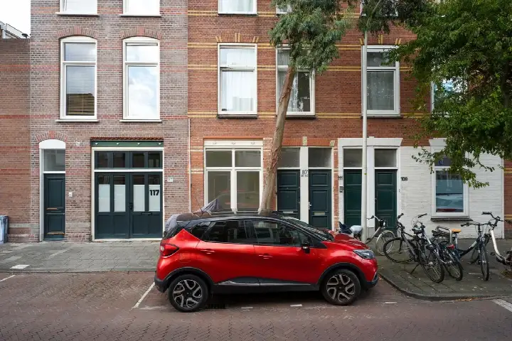 Apartment for sale: Vinkensteynstraat 115, Valkenboskwartier 'S-Gravenhage