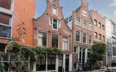 Terraced house for sale: Vinkenstraat 20, Haarlemmerbuurt-West Amsterdam