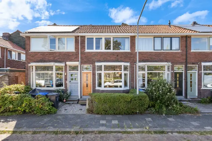 Tussenwoning te koop: Viottakade 41, Viottakade en omgeving Dordrecht